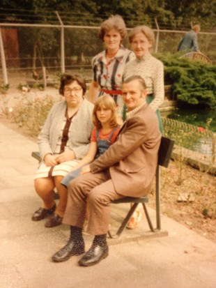 foto bezoek tante Nel bij os moeke