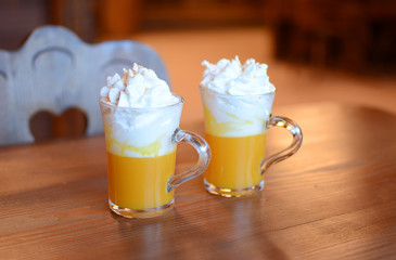 Advocaatje met slagroom…